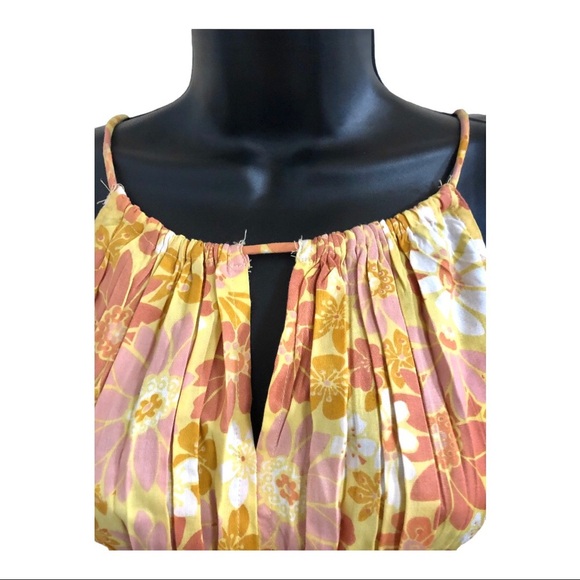 Orange multicolor shirred cutout bust tiered hem cropped halter top size XS new - Picture 10 of 12